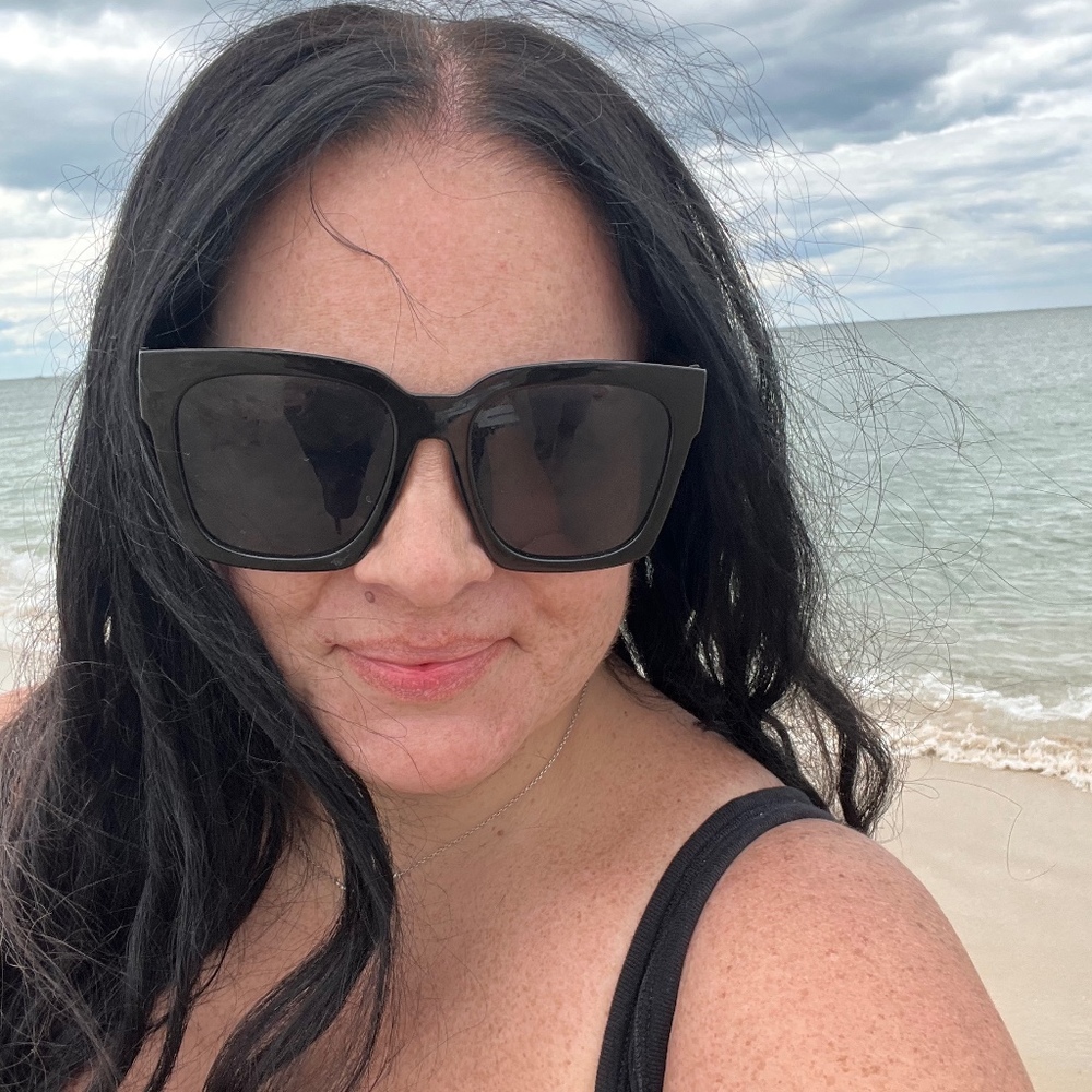 Meet your Posher, Traci